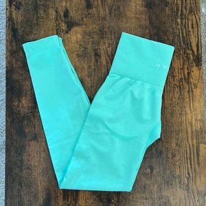 XS NVGTN Mint Contour Seamless Leggings